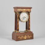 1040 3538 TABLE CLOCK